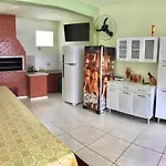 Casa Com Piscina Em Ingleses, Para 09 Pessoas